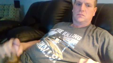 Snapshot of lovetocum37 chatting on March 19, 2026, 1:09 am lovetocum37 online show from March 19, 2026, 1:09 am