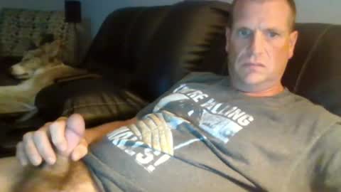 lovetocum37 online show from July 8, 2026, 3:11 am