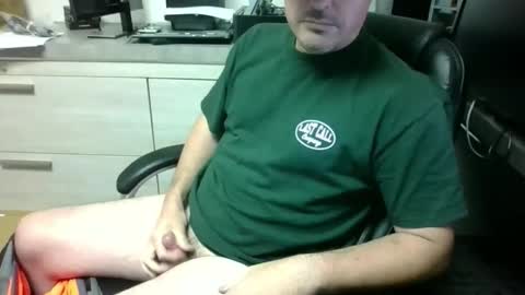 Love2Game online show from December 21, 2025, 5:53 pm