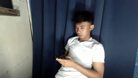 Snapshot of lovetosuckxox chatting on February 16, 2025, 12:43 pm lovetosuckxox online show from February 16, 2025, 12:43 pm