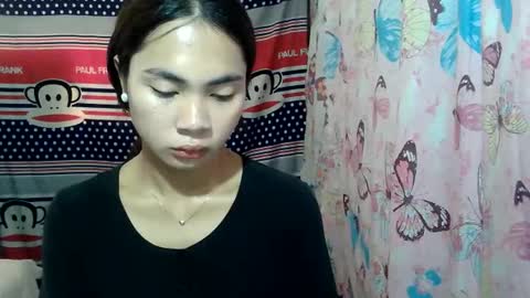 loving_rhean online show from May 24, 2026, 2:38 am