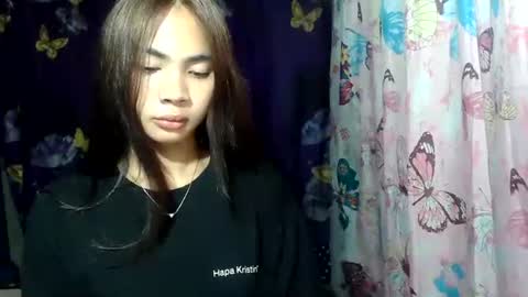 loving_rhean online show from June 17, 2026, 12:18 pm