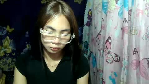 loving_rhean online show from June 21, 2026, 2:30 pm