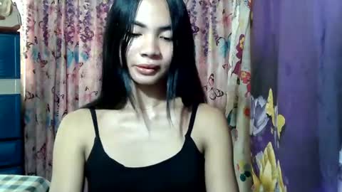 loving_rhean online show from July 19, 2026, 3:10 am