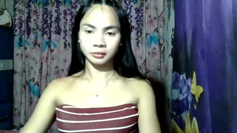 loving_rhean online show from August 6, 2026, 12:29 pm