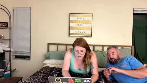 Snapshot of lovinglindsey chatting on November 2, 2025, 2:03 am Red Hot Couple online show from November 2, 2025, 2:03 am