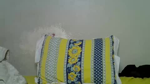 Snapshot of lovly_lastborn1 chatting on May 18, 2026, 4:57 pm lovly_lastborn1 online show from May 18, 2026, 4:57 pm