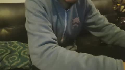 lowwkkeyyy online show from April 11, 2026, 6:40 am