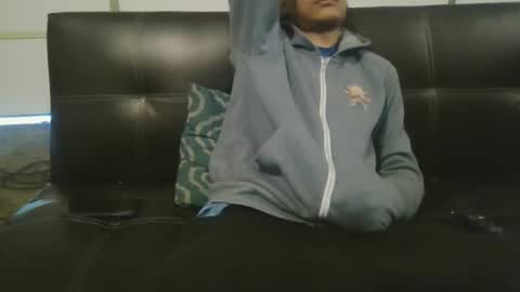 lowwkkeyyy online show from April 11, 2026, 8:13 pm