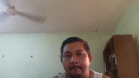 Snapshot of lpmauriciosantamaria chatting on May 19, 2026, 12:55 pm lpmauriciosantamaria online show from May 19, 2026, 12:55 pm