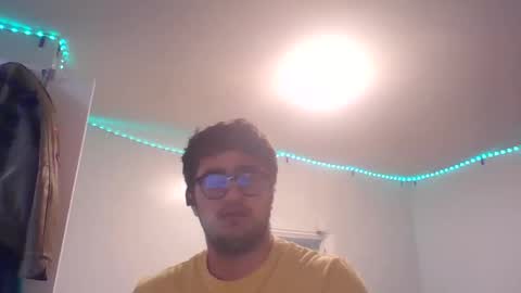 Snapshot of lpop81020 chatting on December 17, 2025, 6:08 am lpop81020 online show from December 17, 2025, 6:08 am