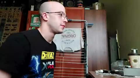 Snapshot of lshot_d chatting on January 17, 2025, 9:39 am Lshot D online show from January 17, 2025, 9:39 am