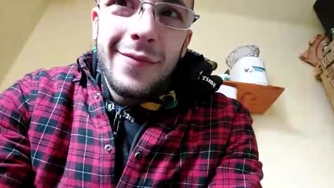 Snapshot of lshot_d chatting on February 25, 2025, 11:08 am Lshot D online show from February 25, 2025, 11:08 am