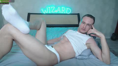 Snapshot of lstfl_wizard chatting on March 5, 2026, 11:28 am Lstfl wizard online show from March 5, 2026, 11:28 am