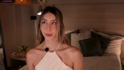 Snapshot of lua_ferch_ chatting on June 18, 2026, 12:53 pm ---Goys incredible photographs online show from June 18, 2026, 12:53 pm