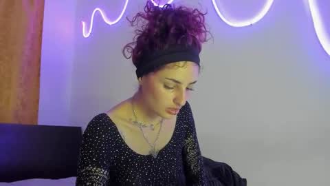 Jenn online show from January 8, 2026, 1:08 am