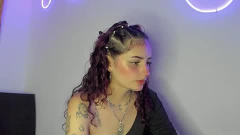 Jenn online show from January 15, 2026, 9:51 pm