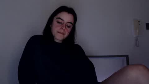 luana online show from January 15, 2025, 10:24 pm