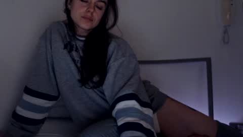 luana online show from January 19, 2025, 1:21 am