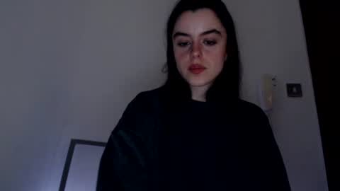 luana online show from February 1, 2025, 10:13 pm