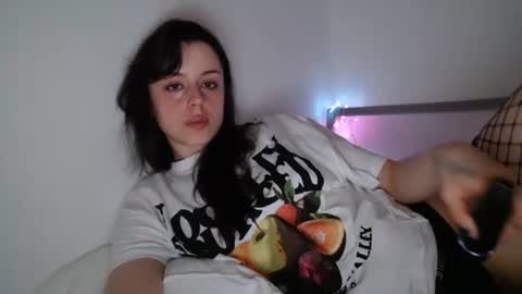 luana online show from September 14, 2025, 9:36 pm