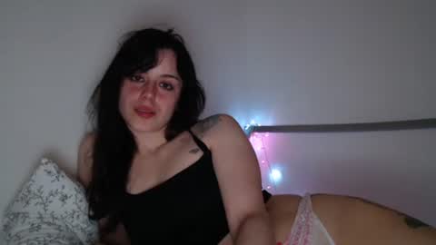 luana online show from September 17, 2025, 9:38 pm