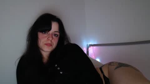 luana online show from September 27, 2025, 9:42 pm