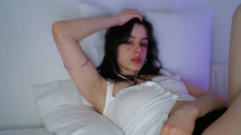 luana online show from February 24, 2026, 10:41 pm