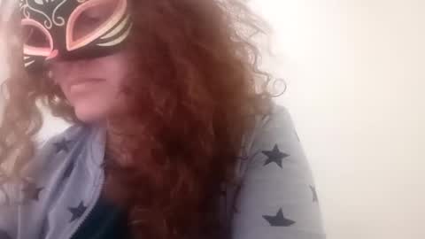 Snapshot of luanapowerful chatting on February 16, 2025, 3:38 pm luanapowerful online show from February 16, 2025, 3:38 pm