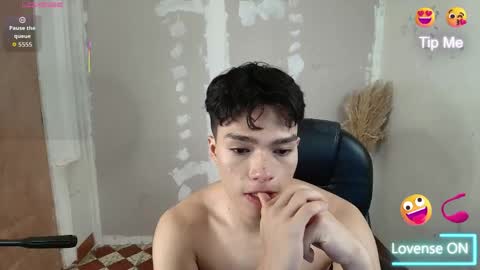 Snapshot of luandy_ chatting on June 3, 2026, 2:33 pm lUAN online show from June 3, 2026, 2:33 pm