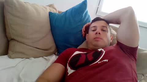 luca23millo90 online show from October 19, 2025, 5:35 pm