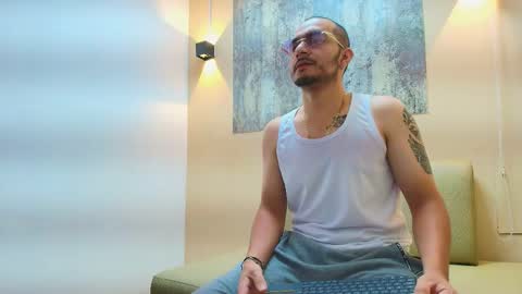 Luca online show from March 14, 2026, 7:52 pm