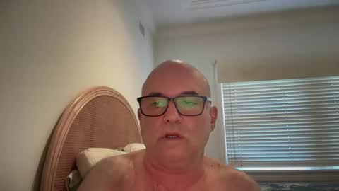 Snapshot of lucas10004 chatting on March 7, 2025, 5:51 am lucas10004 online show from March 7, 2025, 5:51 am