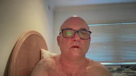 Snapshot of lucas10004 chatting on March 12, 2025, 8:41 pm lucas10004 online show from March 12, 2025, 8:41 pm