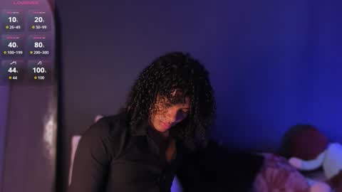   online show from October 30, 2025, 1:12 pm