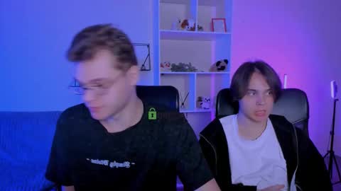 Snapshot of lucas_long_ chatting on October 10, 2025, 7:35 pm lucas_long_ online show from October 10, 2025, 7:35 pm