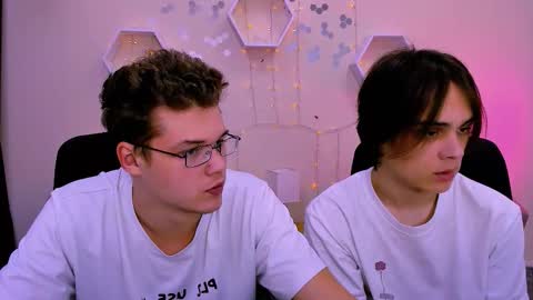 Snapshot of lucas_long_ chatting on November 9, 2025, 9:51 am lucas_long_ online show from November 9, 2025, 9:51 am