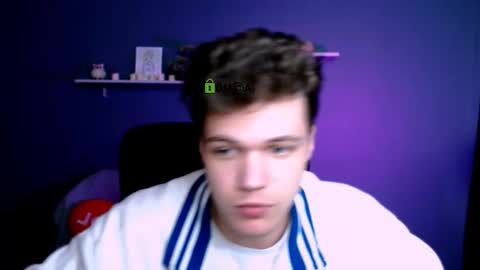 Snapshot of lucas_long_ chatting on November 14, 2025, 8:18 pm lucas_long_ online show from November 14, 2025, 8:18 pm