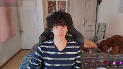 lucas_xo online show from April 22, 2026, 11:34 am