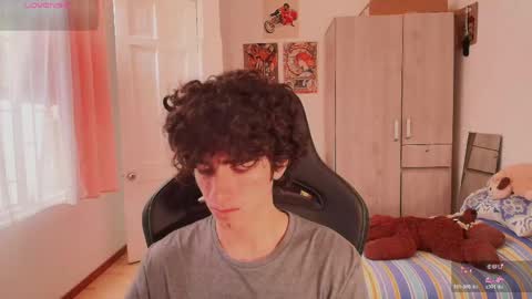 lucas_xo online show from April 24, 2026, 8:00 pm