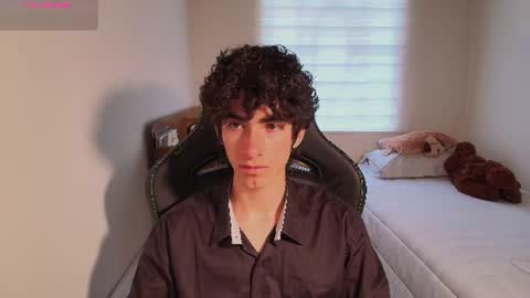 Snapshot of lucas_xo chatting on June 10, 2026, 10:08 pm lucas_xo online show from June 10, 2026, 10:08 pm