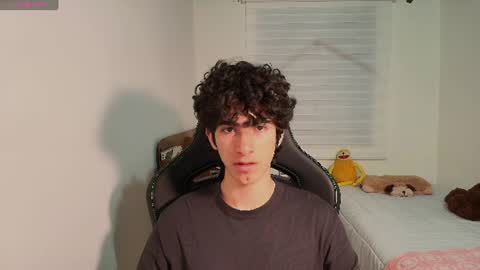Snapshot of lucas_xo chatting on June 17, 2026, 3:20 am lucas_xo online show from June 17, 2026, 3:20 am