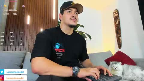 LUCA SANTOS online show from May 3, 2026, 3:34 am
