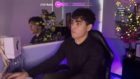 lucascarterr online show from October 15, 2025, 9:04 pm