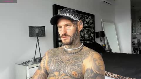 Snapshot of lucasexclusive chatting on January 7, 2025, 3:35 am lucasexclusive online show from January 7, 2025, 3:35 am