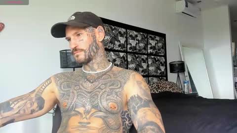 Snapshot of lucasexclusive chatting on January 10, 2025, 4:01 am lucasexclusive online show from January 10, 2025, 4:01 am