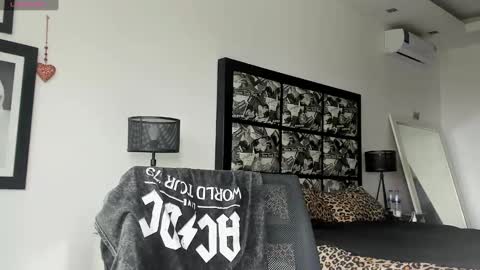 Snapshot of lucasexclusive chatting on January 19, 2025, 3:39 am lucasexclusive online show from January 19, 2025, 3:39 am