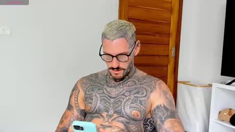 Snapshot of lucasexclusive chatting on October 12, 2025, 6:12 am lucasexclusive online show from October 12, 2025, 6:12 am