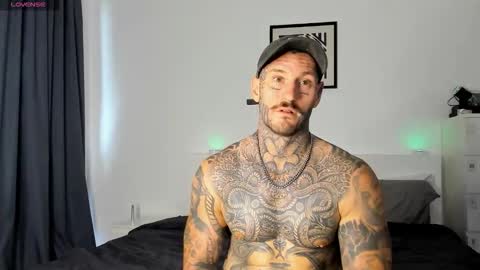 Snapshot of lucasexclusive chatting on November 2, 2025, 7:11 am lucasexclusive online show from November 2, 2025, 7:11 am