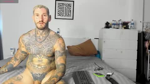 Snapshot of lucasexclusive chatting on November 17, 2025, 5:57 am lucasexclusive online show from November 17, 2025, 5:57 am